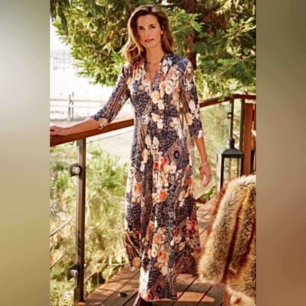🔷Soft Surroundings Adamaris Navy floral geometric, V-Neck, 3/4 sleeves, Maxi XL
